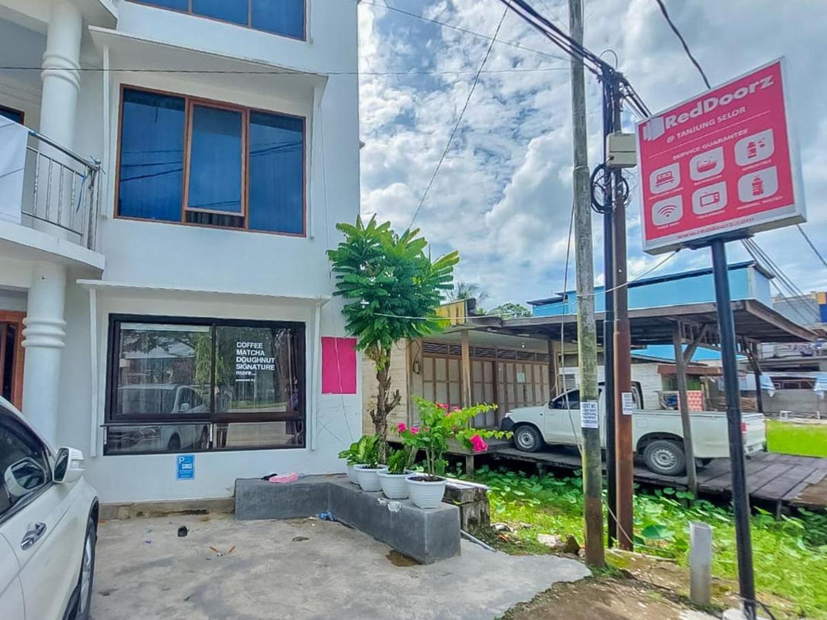 Hotel Reddoorz @ Tanjung Selor Exterior foto